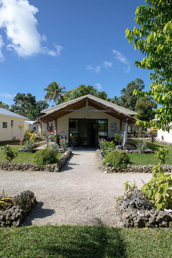 Aquana Beach Resort Port Vila Exterior photo