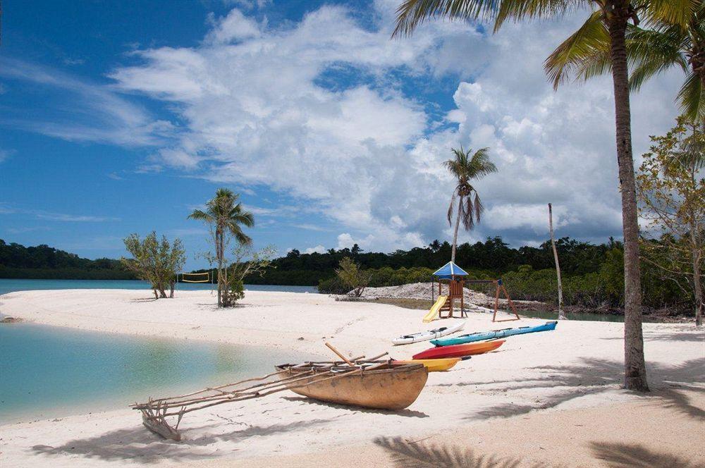 Aquana Beach Resort Port Vila Exterior photo