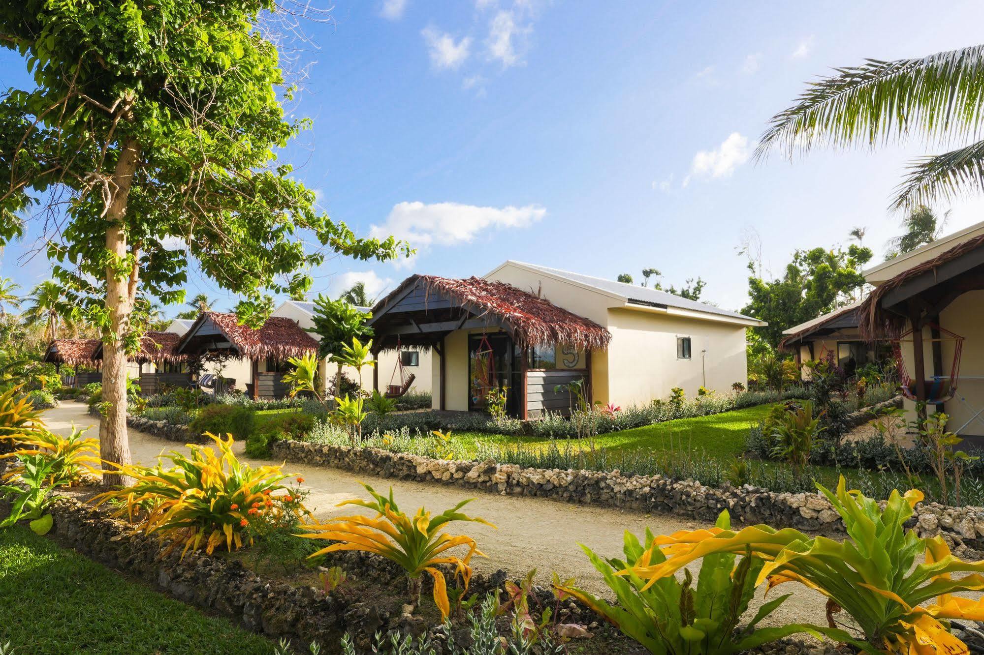 Aquana Beach Resort Port Vila Exterior photo