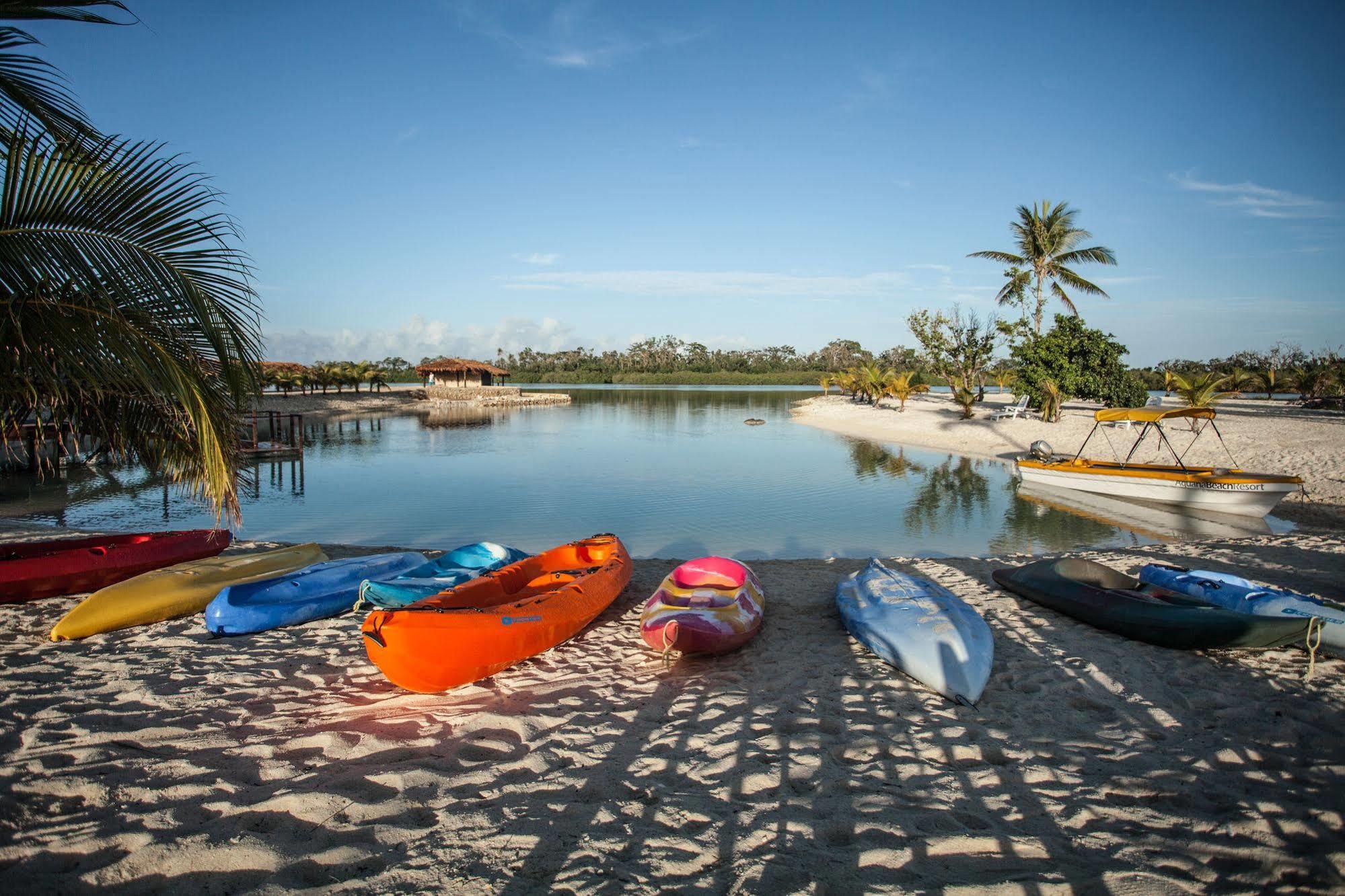 Aquana Beach Resort Port Vila Exterior photo