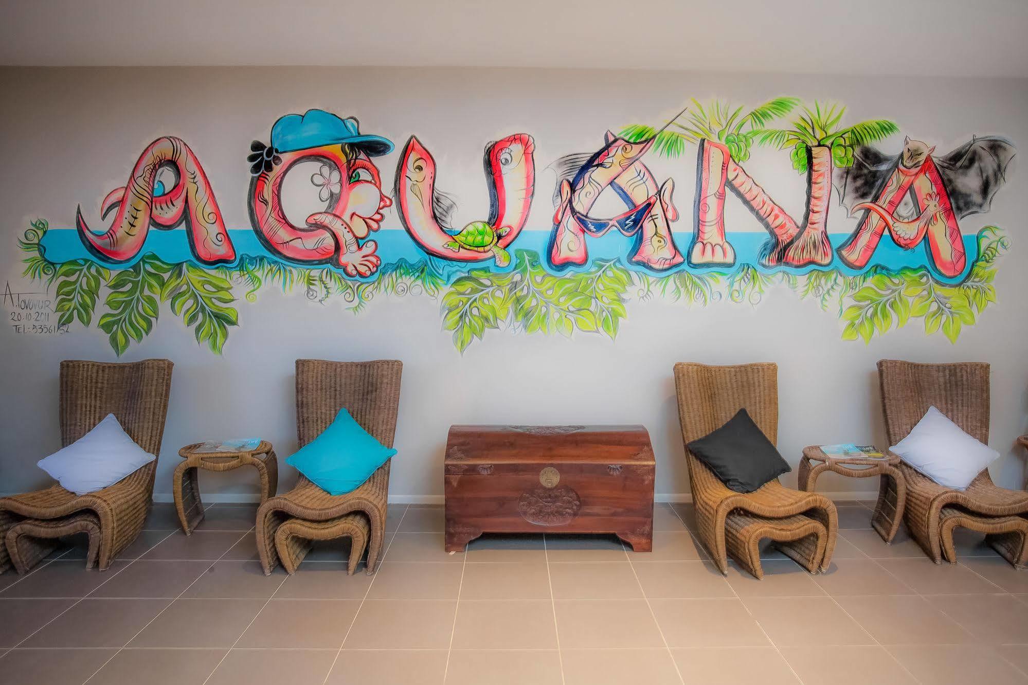 Aquana Beach Resort Port Vila Exterior photo